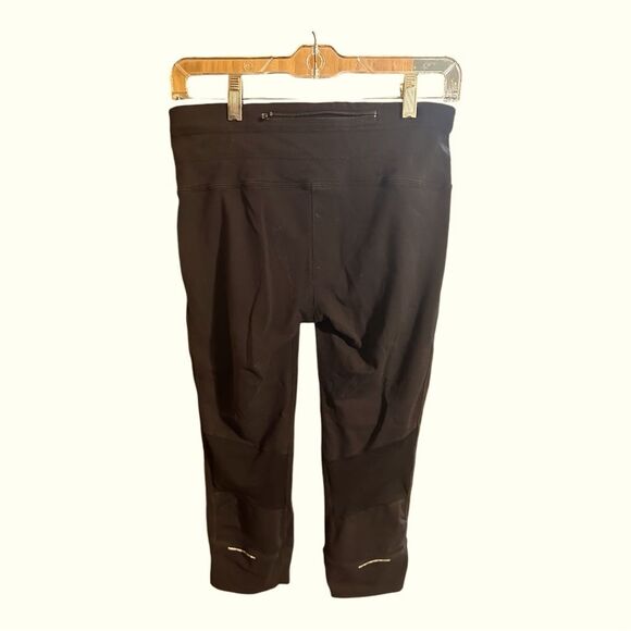 Athleta Women Black Relay Capri Crop Tight Leggings Reflectors S Style 862109 - Picture 3 of 7